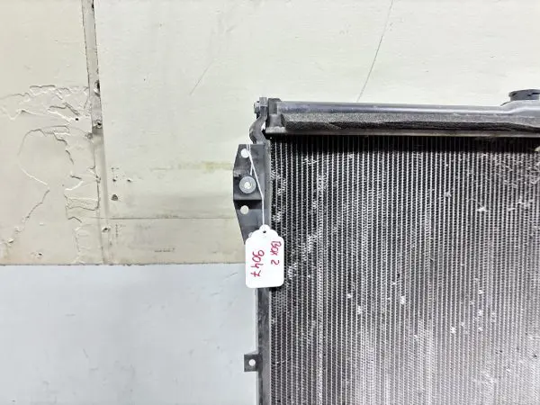 OEM GENUINE aa223080 2014-2018 2019 2020 2021 TOYOTA TUNDRA COOLING RADIATOR - Image 9