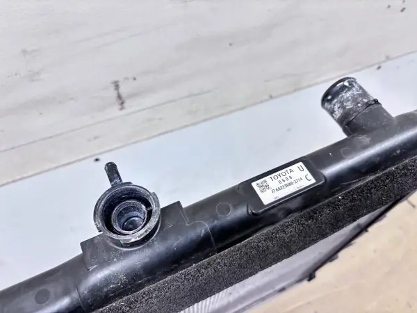 OEM GENUINE aa223080 2014-2018 2019 2020 2021 TOYOTA TUNDRA COOLING RADIATOR - Image 11