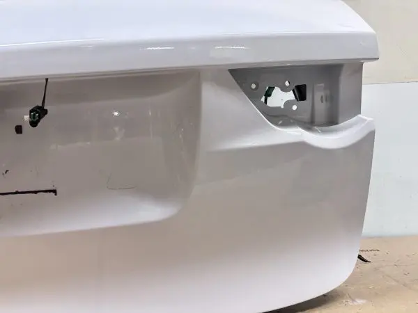2017-2019 2020 JAGUAR F-PACE REAR OEM LIFTGATE TRUNK LID TAILGATE hk8340010a - Image 9