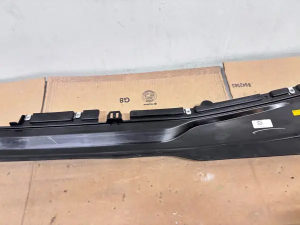 OEM NEW jl3417d997bdw 2018-2021 Lincoln Navigator Front Bumper Lover Valance - Image 12