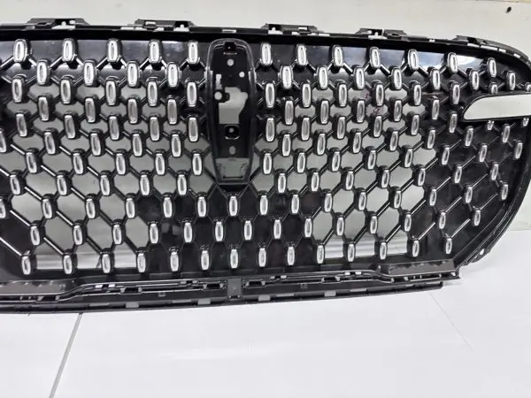 OEM GENUINE 2024 2025 LINCOLN NAUTILUS  FRONT GRILLE RC5B8138AAW - Image 7