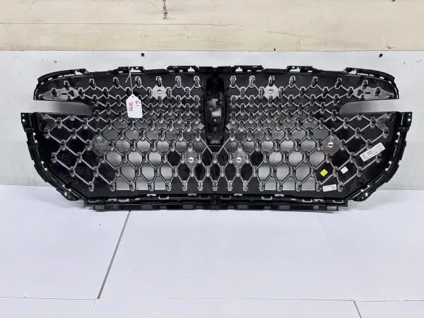 OEM GENUINE 2024 2025 LINCOLN NAUTILUS  FRONT GRILLE RC5B8138AAW - Image 13