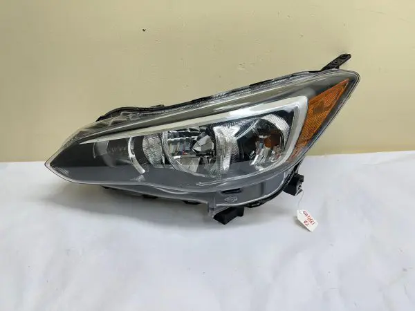 2017 2018 2019 2020 2021 2022 2023 SUBARU IMPREZA HALOGEN LEFT OEM HEADLIGHT - Image 2