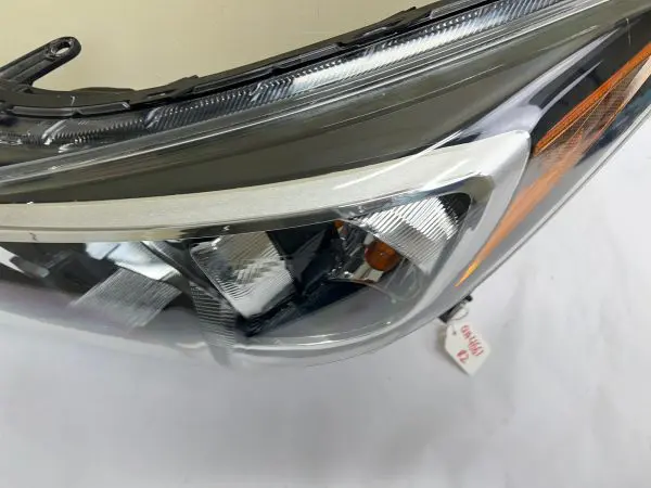 2017 2018 2019 2020 2021 2022 2023 SUBARU IMPREZA HALOGEN LEFT OEM HEADLIGHT - Image 7