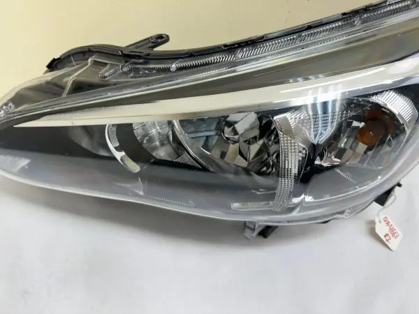 2017 2018 2019 2020 2021 2022 2023 SUBARU IMPREZA HALOGEN LEFT OEM HEADLIGHT - Image 8