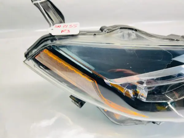 2017 2018 2019 TOYOTA COROLLA LED FRONT RIGHT OEM HEADLIGHT - Image 10