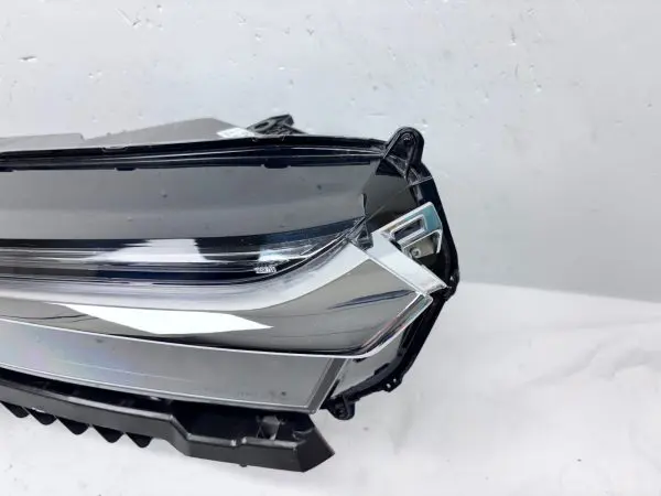 NICE ALL TABS 2023 2024 HONDA CRV FULL LED FRONT RIGHT OEM HEADLIGHT - Image 4