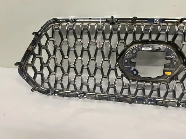 53114-04220 2016-2020 2021 2022 2023 toyota tacoma trd front oem grille center - Image 20