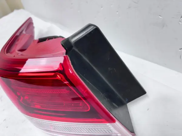 92401-D5000 2016 2017 2018 2019 2020 KIA OPTIMA HALOGEN REAR LEFT OEM TAIL LIGHT - Image 4
