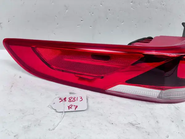 92401-D5000 2016 2017 2018 2019 2020 KIA OPTIMA HALOGEN REAR LEFT OEM TAIL LIGHT - Image 11