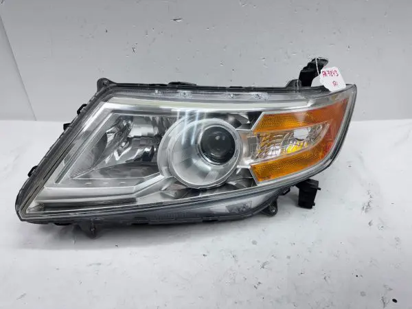 2011 2012 2013 2014 2015 2016 2017 HONDA ODYSSEY HALOGEN  LEFT OEM HEADLIGHT