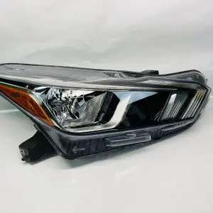 🎈ALL TABS🎈 2020 2021 2022 NISSAN VERSA HALOGEN  FRONT RIGHT OEM HEADLIGHT