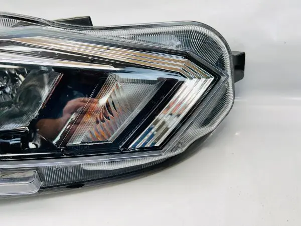 🎈ALL TABS🎈 2020 2021 2022 NISSAN VERSA HALOGEN  FRONT RIGHT OEM HEADLIGHT - Image 3