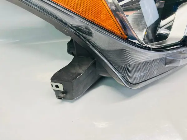 🎈ALL TABS🎈 2020 2021 2022 NISSAN VERSA HALOGEN  FRONT RIGHT OEM HEADLIGHT - Image 7