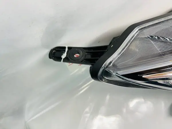 🎈ALL TABS🎈 2020 2021 2022 NISSAN VERSA HALOGEN  FRONT RIGHT OEM HEADLIGHT - Image 8