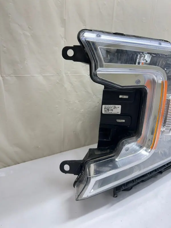 KL3413006AA 2018 2019 2020 FORD F150 HALOGEN FRONT LEFT OEM HEADLIGHT - Image 4