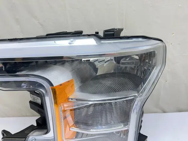 KL3413006AA 2018 2019 2020 FORD F150 HALOGEN FRONT LEFT OEM HEADLIGHT - Image 7