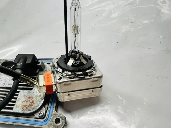 OSRAM 10R-044663 XENON HID BALLAST AND BULB HYUNDAI SONATA 92102c2100 - Image 3