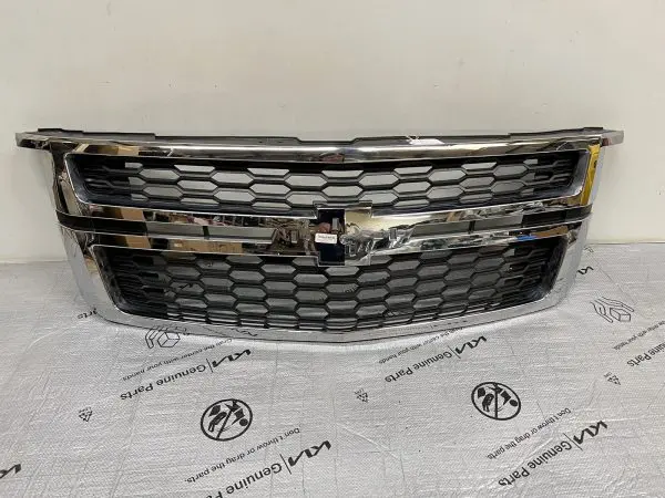 2015 2016 2017 2018 2019 2020 CHEVY TAHOE SUBURBAN OEM GRILLE CHROME 23440914