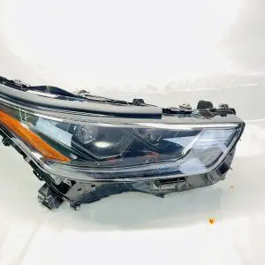 2020 2021 2022 TOYOTA HIGHLANDER LED BLACK BEZEL FRONT RIGHT OEM HEADLIGHT