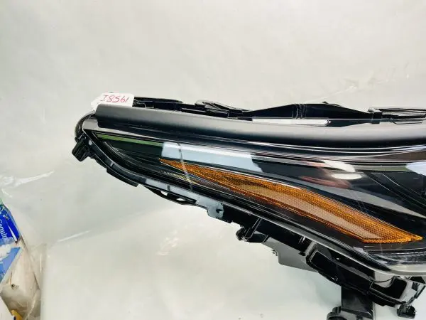 2020 2021 2022 TOYOTA HIGHLANDER LED BLACK BEZEL FRONT RIGHT OEM HEADLIGHT - Image 5