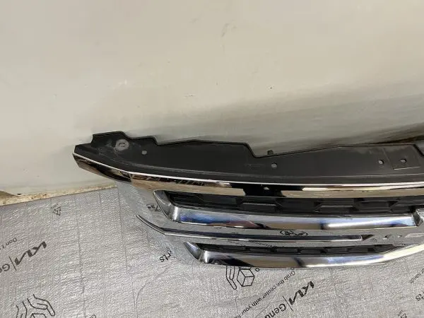 2015 2016 2017 2018 2019 2020 CHEVY TAHOE SUBURBAN OEM GRILLE CHROME 23440914 - Image 4