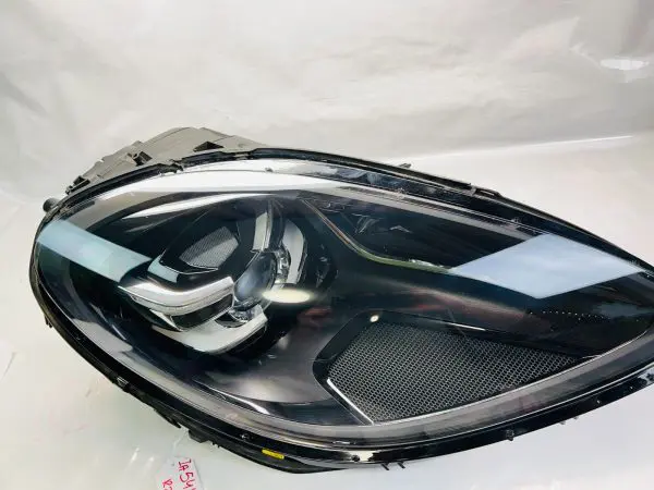 95B941010AR 2019 2020 2021 PORSCHE MACAN FULL LED RIGHT OEM HEADLIGHT GENUINE