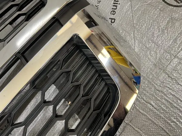 2015 2016 2017 2018 2019 2020 CHEVY TAHOE SUBURBAN OEM GRILLE CHROME 23440914 - Image 8