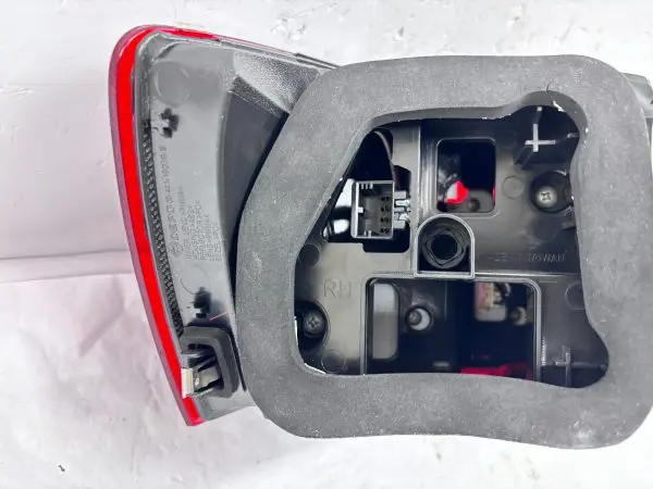 5C6945208D  2015 2016 2017 2018 VW JETTA LED REAR RIGHT CAPA TAIL LIGHT - Image 14