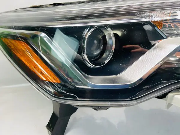 🎈 2017 2018 2019 2020 NISSAN PATHFINDER HALOGEN LED FRONT RIGHT OEM HEADLIGHT - Image 8