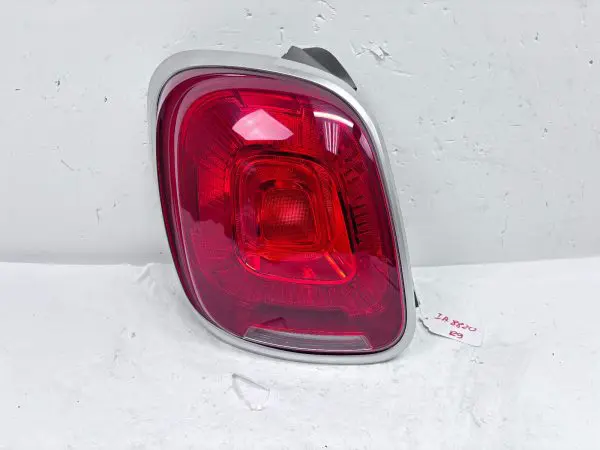 68285132AA  2016 2017 2018 FIAT 500X HALOGEN REAR LEFT OEM TAIL LIGHT