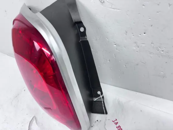 68285132AA  2016 2017 2018 FIAT 500X HALOGEN REAR LEFT OEM TAIL LIGHT - Image 5
