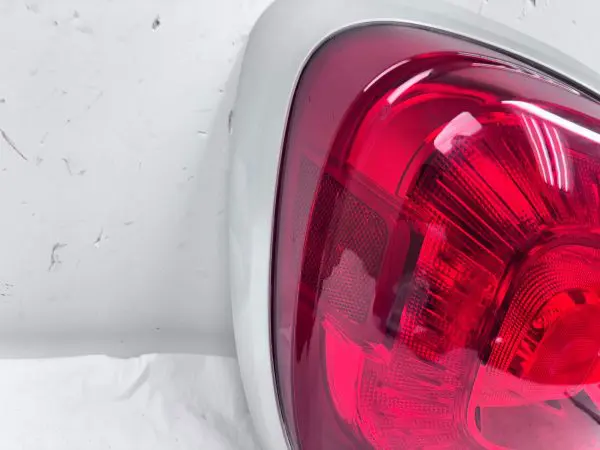 68285132AA  2016 2017 2018 FIAT 500X HALOGEN REAR LEFT OEM TAIL LIGHT - Image 10