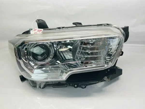 TABS 16 2017 2018 2019 2020 2021 2022 TOYOTA TACOMA HALOGEN RIGHT OEM HEADLIGHT - Image 2