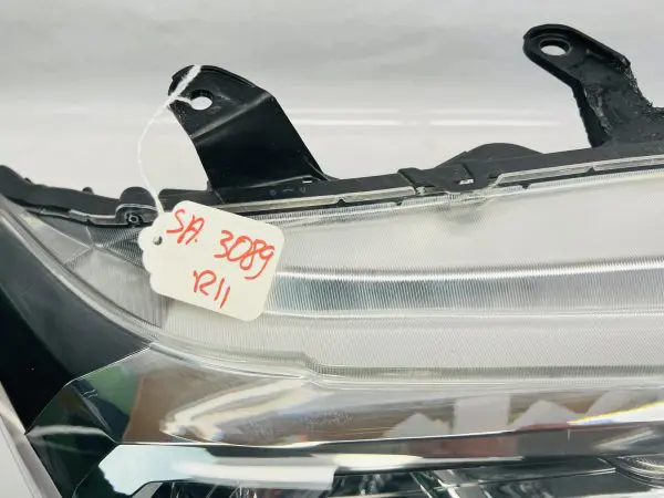 TABS 16 2017 2018 2019 2020 2021 2022 TOYOTA TACOMA HALOGEN RIGHT OEM HEADLIGHT - Image 8