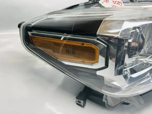 TABS 16 2017 2018 2019 2020 2021 2022 TOYOTA TACOMA HALOGEN RIGHT OEM HEADLIGHT - Image 10