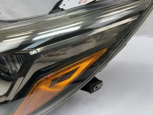 🎈 2013 2014 2015 TOYOTA LAND CRUISER XENON HID RIGHT OEM HEADLIGHT DAMAGED - Image 7
