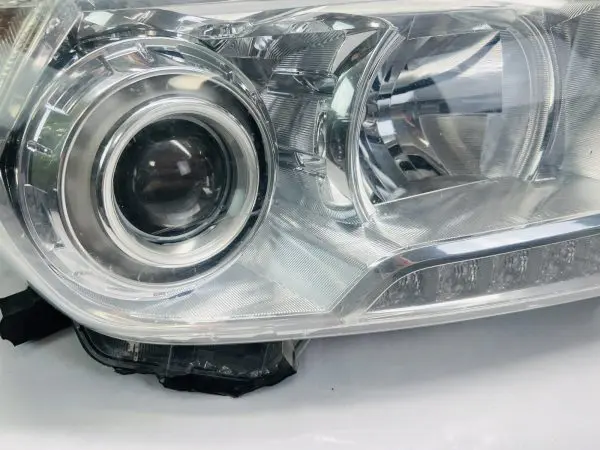 🎈 2013 2014 2015 TOYOTA LAND CRUISER XENON HID RIGHT OEM HEADLIGHT DAMAGED - Image 9