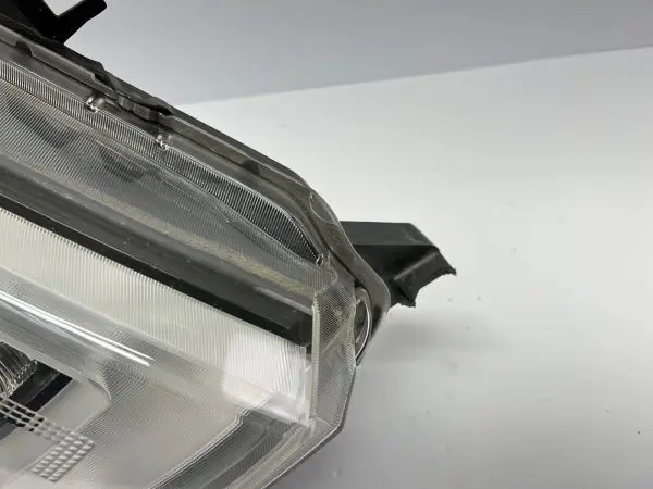 2017 2018 2019 2020 nissan rogue halogen led front right oem headlight - Image 13