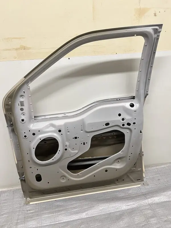 2017 2018 2019 2020 2021 2022 Ford Super Duty Front Door OEM Crew Cab F250 F350 - Image 12