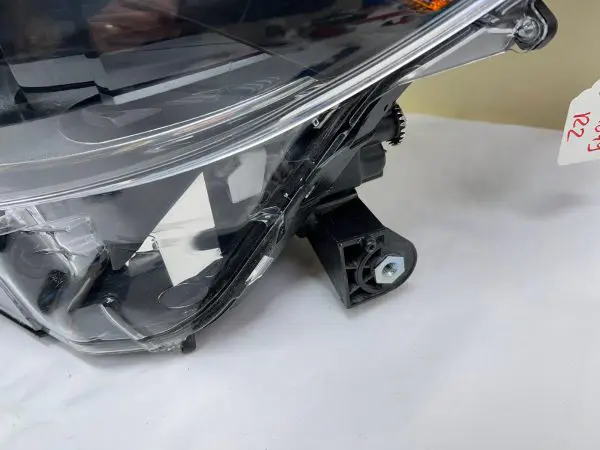 2022 2023 2024 TOYOTA COROLLA CROSS LED FRONT LEFT OEM HEADLIGHT - Image 3
