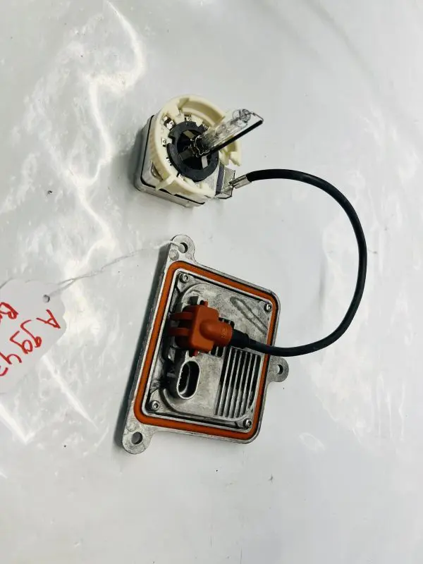 OSRAM 10R-044663 XENON HID BALLAST BULB DODGE FORD CADILLAC JAGUAR LAND ROVER - Image 2