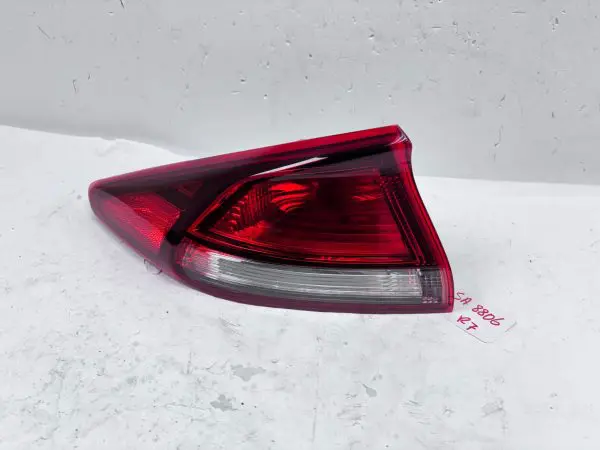 2017 2018 2019 2020 2021 2022 HYUNDAI IONOQ HALOGEN REAR LEFT OEM TAIL LIGHT - Image 2