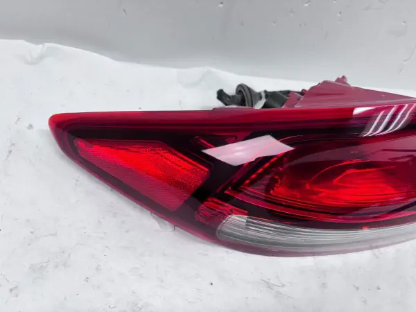2017 2018 2019 2020 2021 2022 HYUNDAI IONOQ HALOGEN REAR LEFT OEM TAIL LIGHT - Image 11