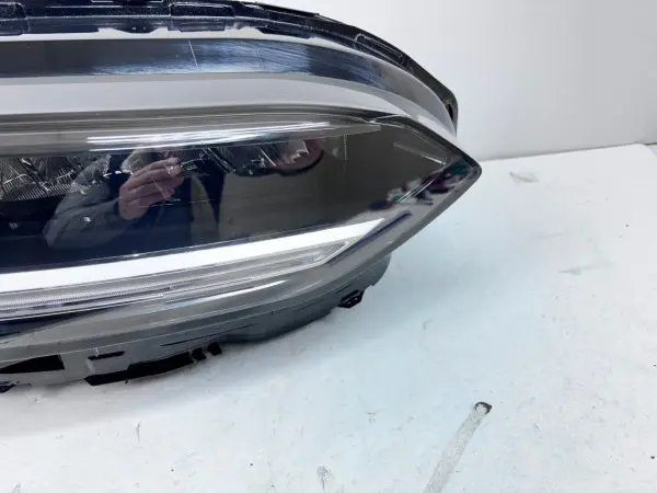NICE 2023 2024 2025 HONDA HRV  LED FRONT RIGHT OEM HEADLIGHT - Image 3