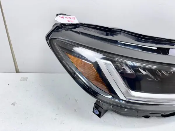 NICE 2023 2024 2025 HONDA HRV  LED FRONT RIGHT OEM HEADLIGHT - Image 7