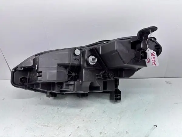 NICE 2023 2024 2025 HONDA HRV  LED FRONT RIGHT OEM HEADLIGHT - Image 16