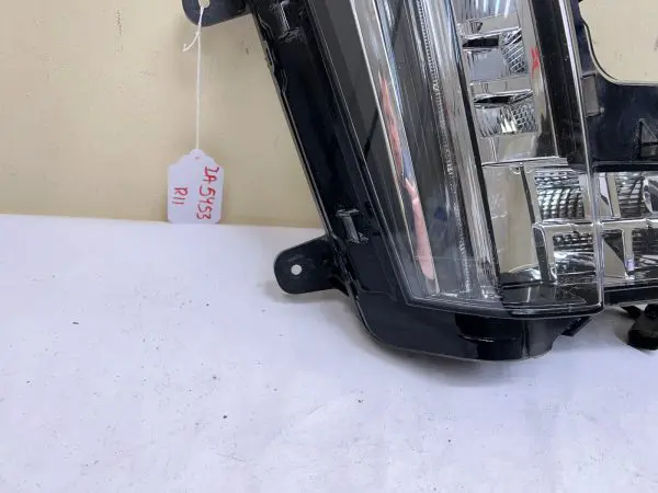 2015 2016 2017 2018 2019 2020 CADILLAC ESCALADE LED FRONT RIGHT OEM FOG LIGHT - Image 4