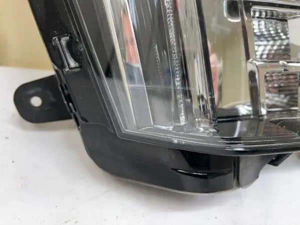 2015 2016 2017 2018 2019 2020 CADILLAC ESCALADE LED FRONT RIGHT OEM FOG LIGHT - Image 9