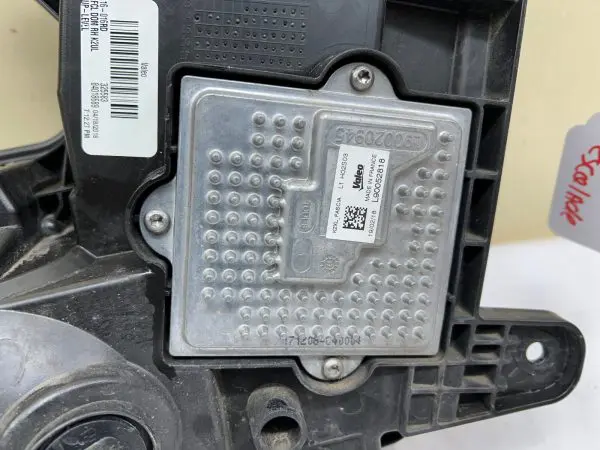 2015 2016 2017 2018 2019 2020 CADILLAC ESCALADE LED FRONT RIGHT OEM FOG LIGHT - Image 15